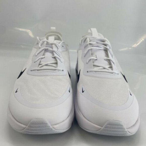 Nike Shoes - Nike Womens Air Max Dia Sneakers 10 M New